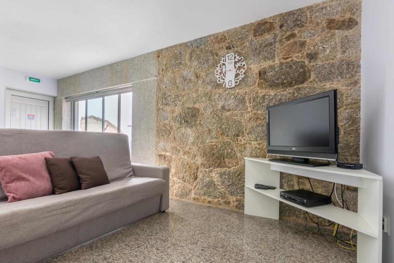 Aldeamento Casas Do Alto Do Vez Apartment Balouta Exterior photo